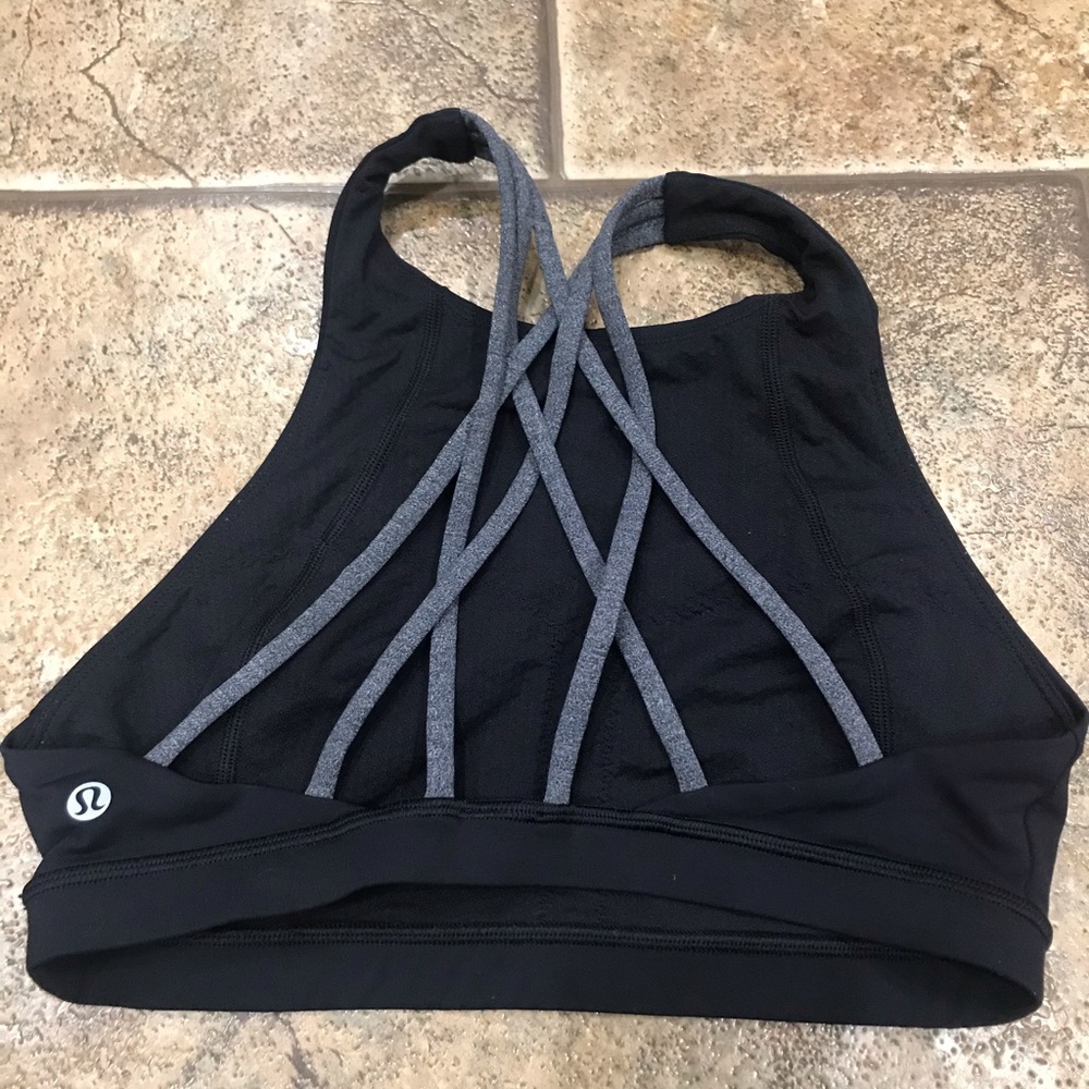 Size 6 lululemon bra